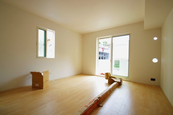 ファーストヒルIIIの物件内観写真